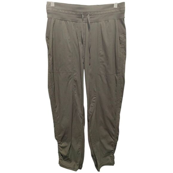 LULULEMON ATHLETICA Dance Studio Crop '25" In Dark Olive Size 6 - Picture 5 of 6